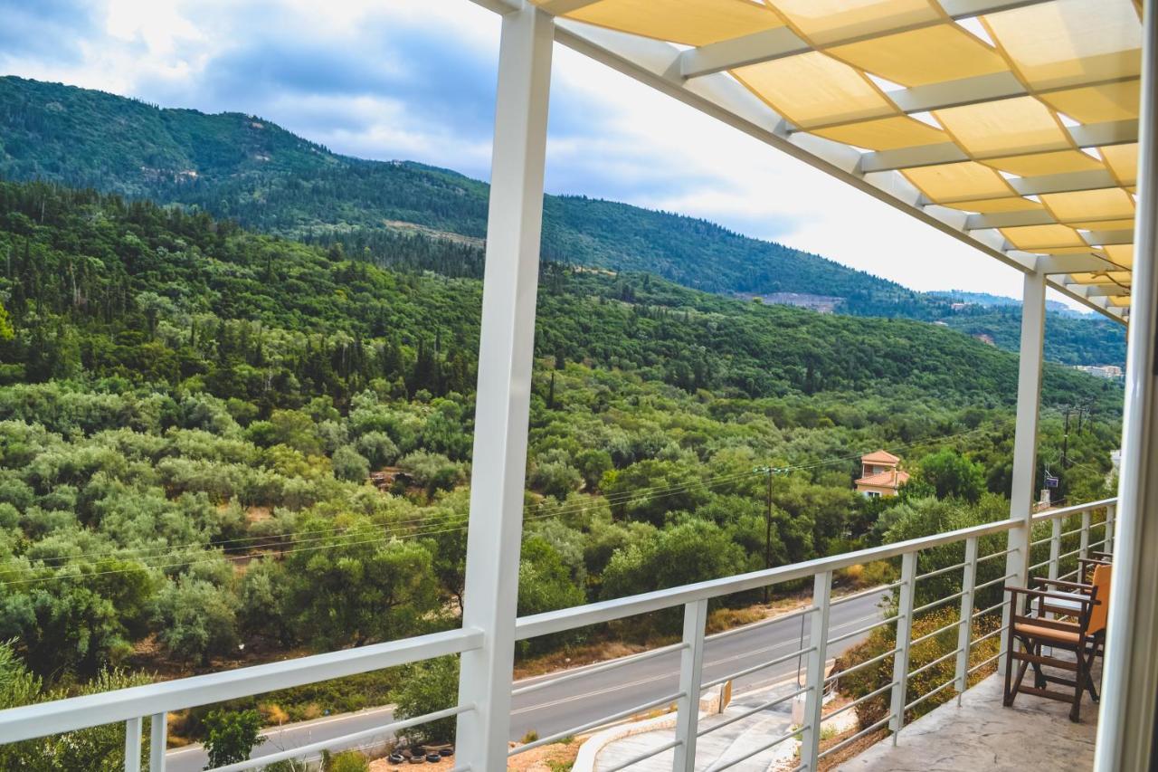 Av Apartment Áyios Nikítas Екстериор снимка